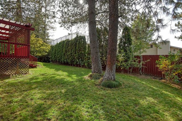 8417 N Colton St, Spokane, WA 99208