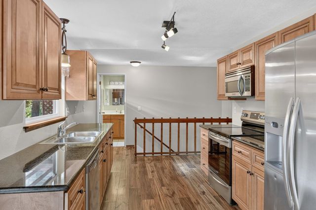 8417 N Colton St, Spokane, WA 99208