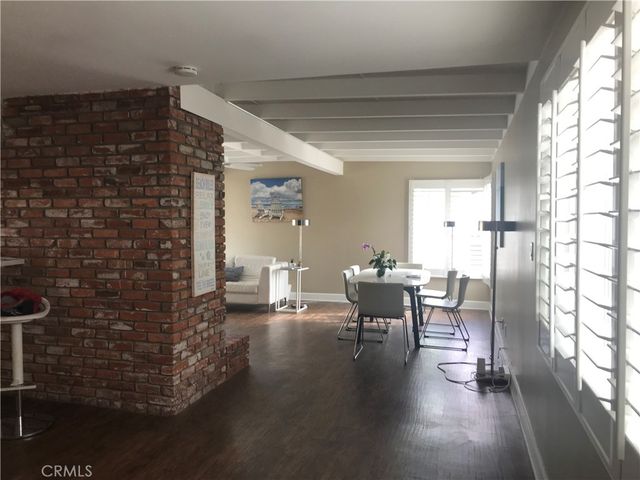 111 19th Street, Newport Beach, CA 92663
