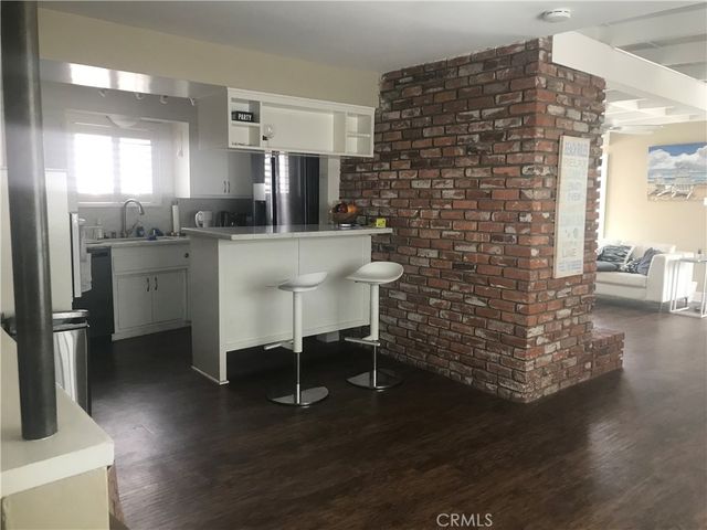 111 19th Street, Newport Beach, CA 92663