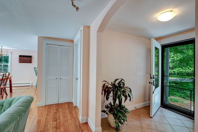110 West Shore Drive, Ashburnham, MA 01430