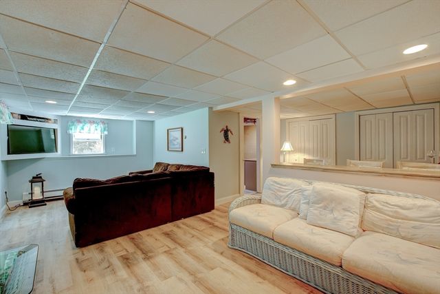 110 West Shore Drive, Ashburnham, MA 01430
