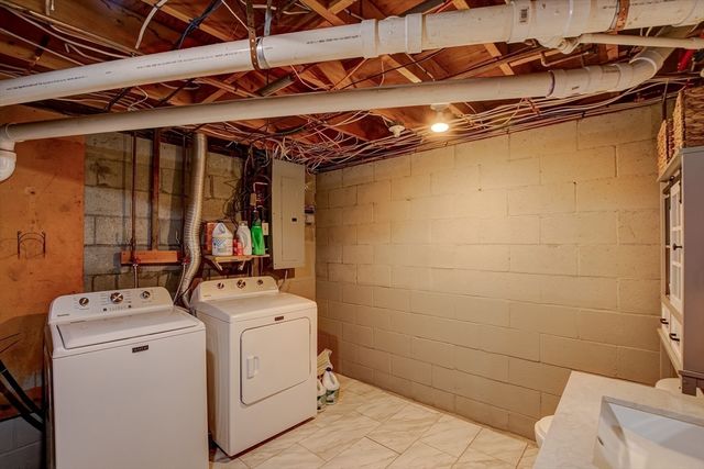 110 West Shore Drive, Ashburnham, MA 01430