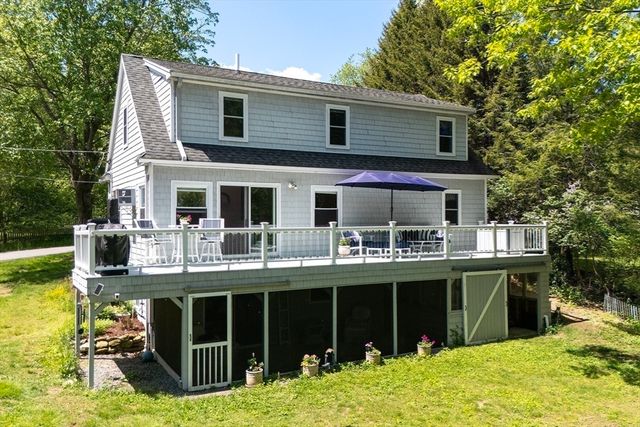 110 West Shore Drive, Ashburnham, MA 01430