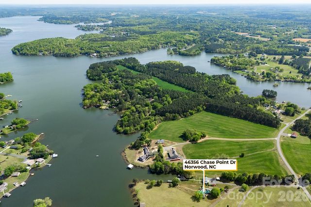 46356 Chase Point Drive, Norwood, NC 28128