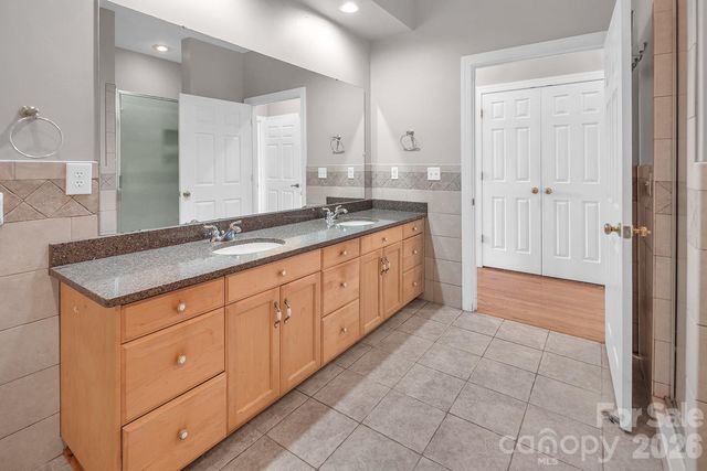 46356 Chase Point Drive, Norwood, NC 28128