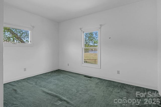 46356 Chase Point Drive, Norwood, NC 28128