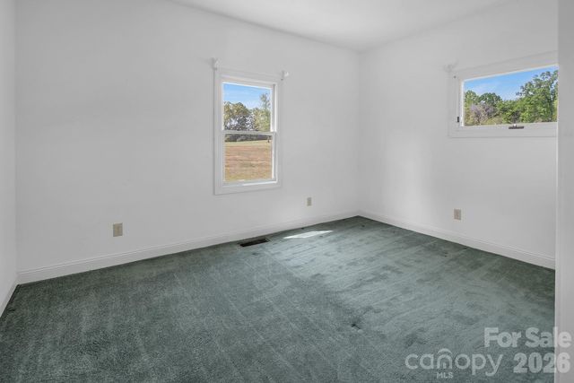 46356 Chase Point Drive, Norwood, NC 28128