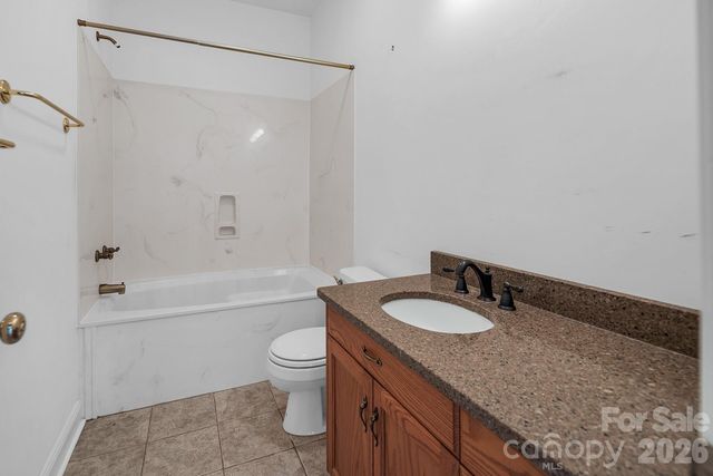 46356 Chase Point Drive, Norwood, NC 28128