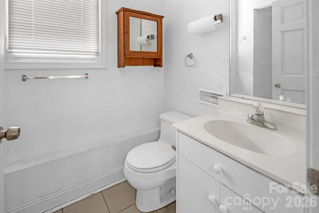 46356 Chase Point Drive, Norwood, NC 28128
