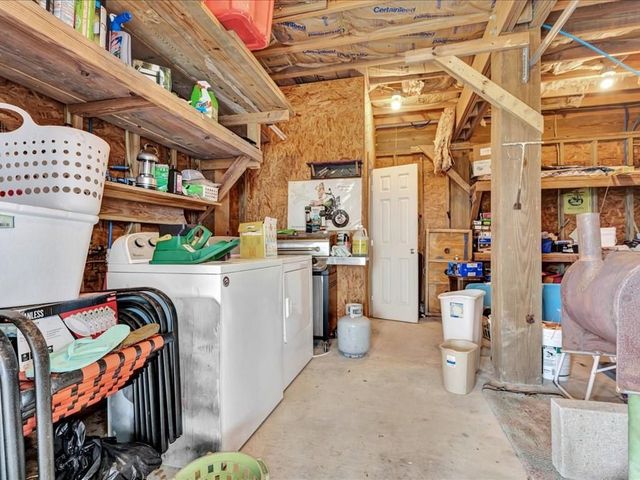 979 Sea Spray Drive, Crystal Beach, TX 77650