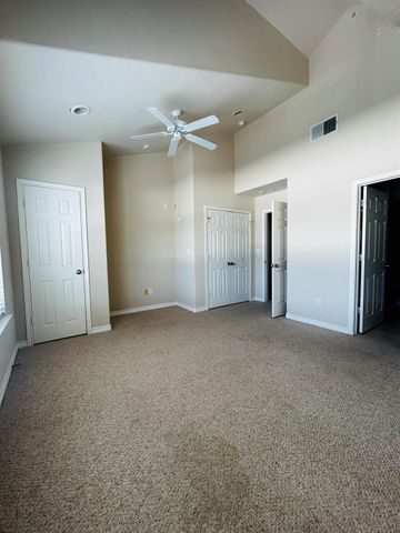 305 E 31 ST 4, Austin, TX 78705