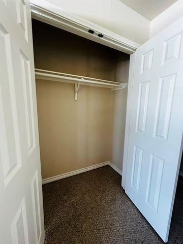 305 E 31 ST 4, Austin, TX 78705