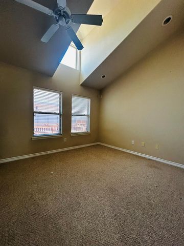 305 E 31 ST 4, Austin, TX 78705