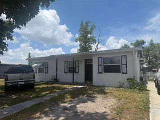21234 GLADIS AVENUE, Port Charlotte, FL 33952