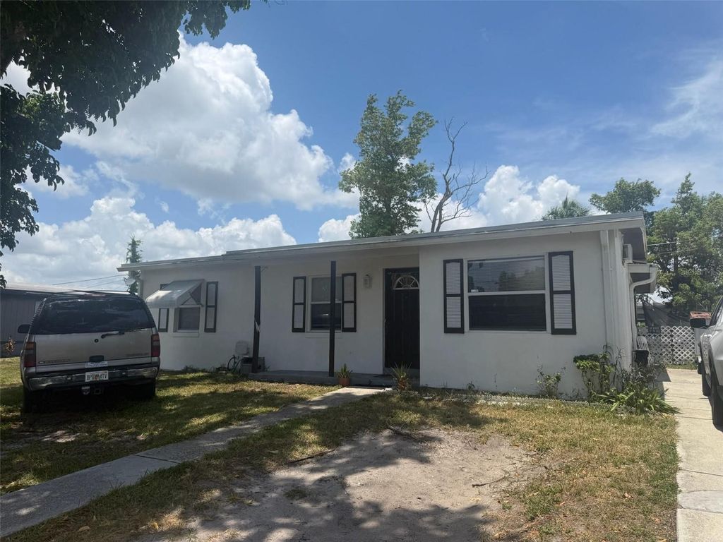 21234 GLADIS AVENUE, Port Charlotte, FL 33952
