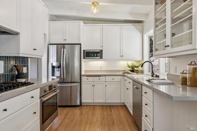 485 Montecito Ave, Corte Madera, CA 94925