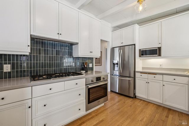 485 Montecito Ave, Corte Madera, CA 94925