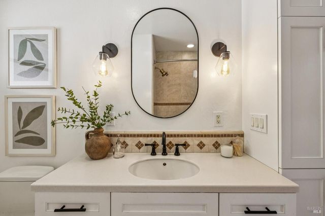 485 Montecito Ave, Corte Madera, CA 94925