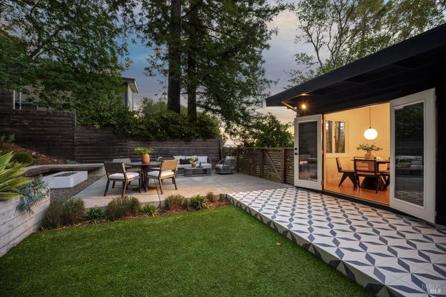 485 Montecito Ave, Corte Madera, CA 94925