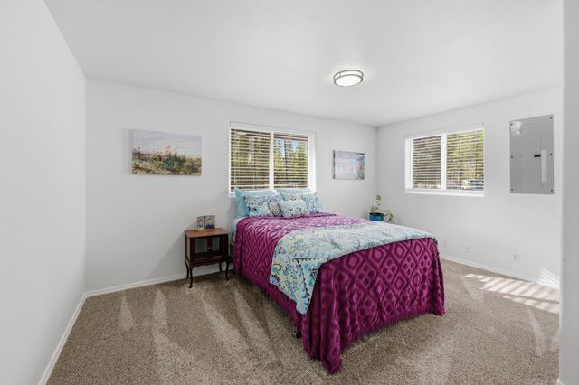 1406 Circle Bar Drive, La Pine, OR 97739