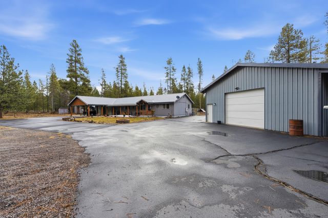 1406 Circle Bar Drive, La Pine, OR 97739