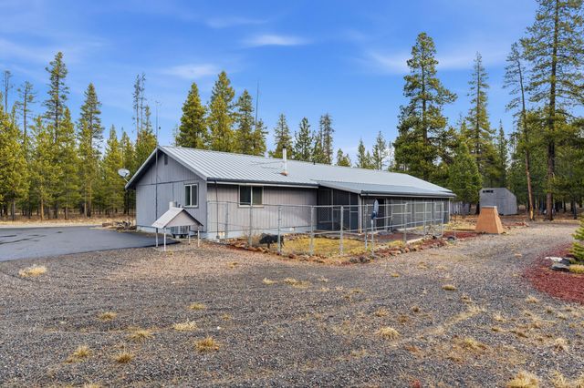 1406 Circle Bar Drive, La Pine, OR 97739