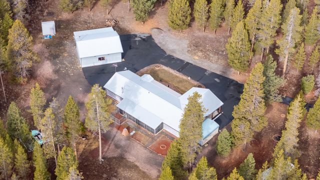 1406 Circle Bar Drive, La Pine, OR 97739