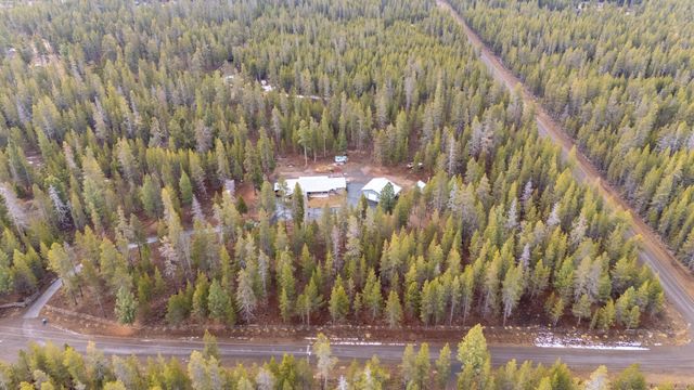 1406 Circle Bar Drive, La Pine, OR 97739