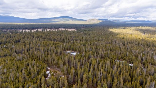 1406 Circle Bar Drive, La Pine, OR 97739