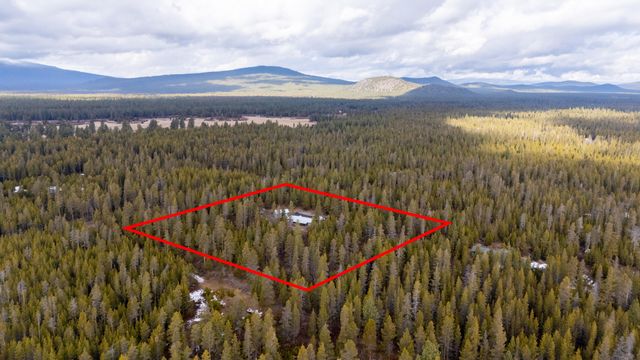 1406 Circle Bar Drive, La Pine, OR 97739