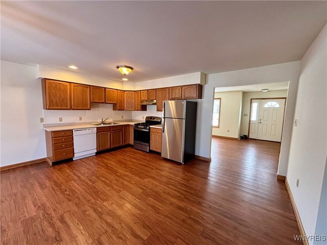 1696 Orchard Park Road 1, West Seneca, NY 14224