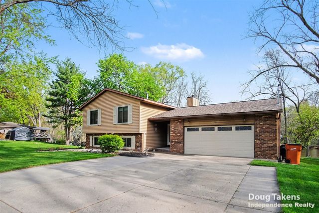 5705 Coit Avenue, Grand Rapids, MI 49525