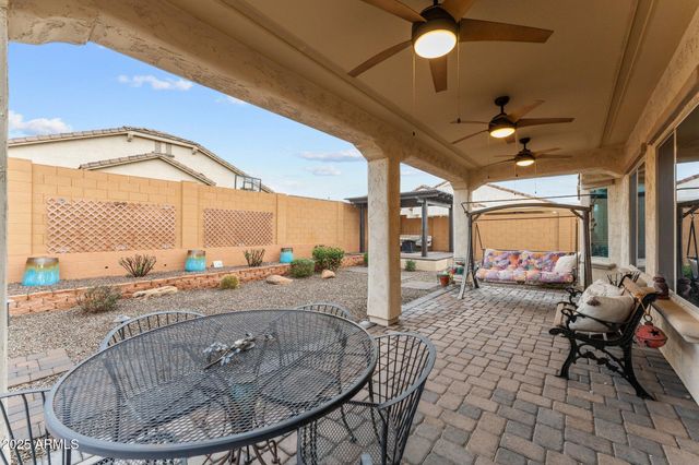 26011 W WAHALLA Lane, Buckeye, AZ 85396