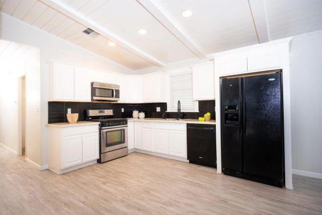 1930 W San Marcos Blvd 100, San Marcos, CA 92078