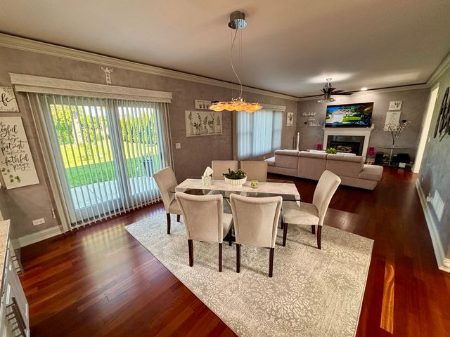 877 John Street, Bensenville, IL 60106