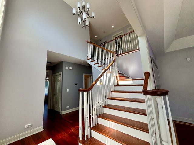 877 John Street, Bensenville, IL 60106