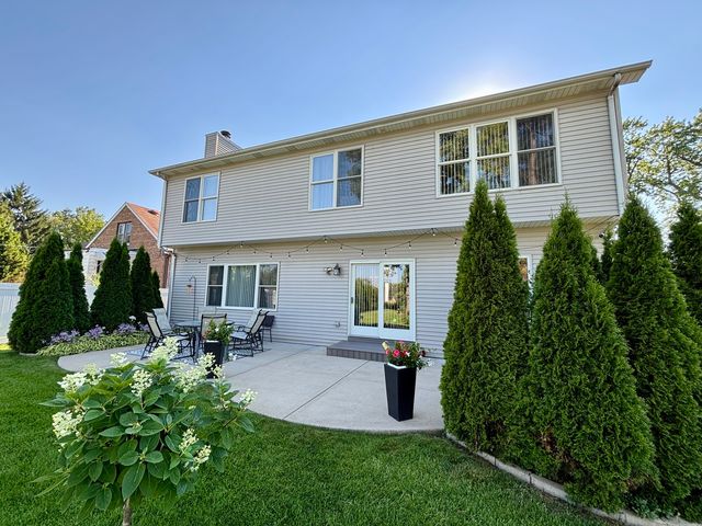 877 John Street, Bensenville, IL 60106