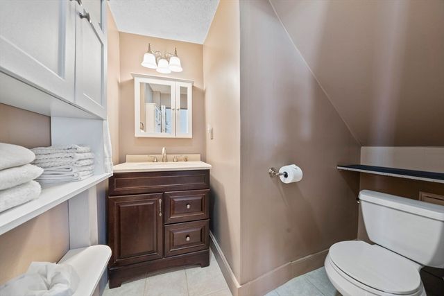 469-471 Washington Street, Braintree, MA 02184