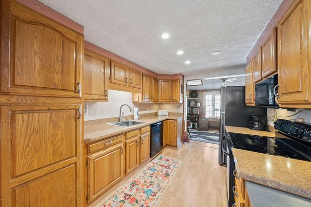 469-471 Washington Street, Braintree, MA 02184