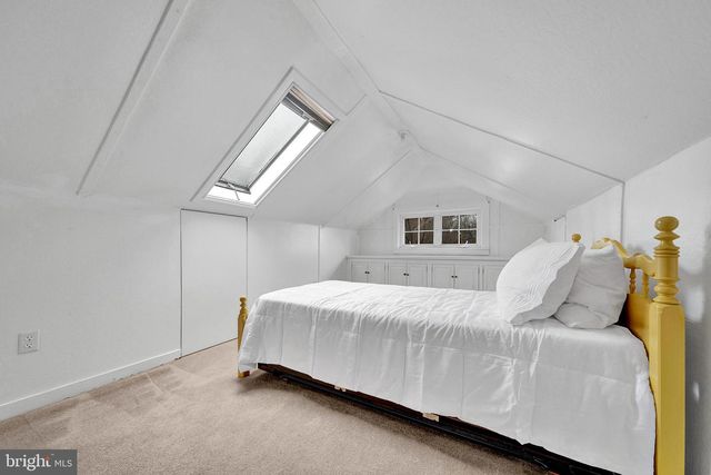 7 DIVERTY RD, Pennington, NJ 08534