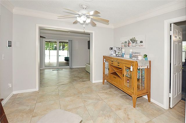 1325 42nd Avenue, Vero Beach, FL 32960