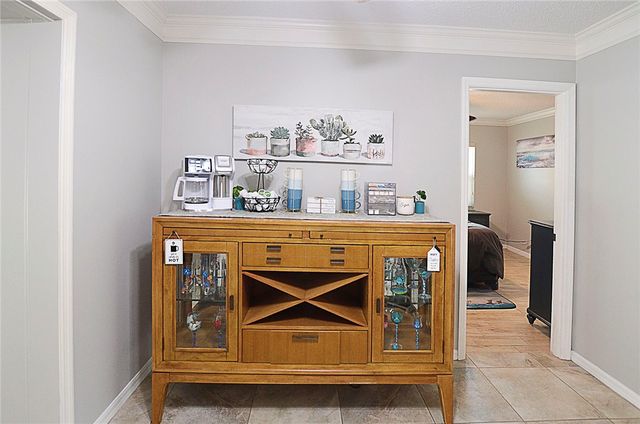 1325 42nd Avenue, Vero Beach, FL 32960