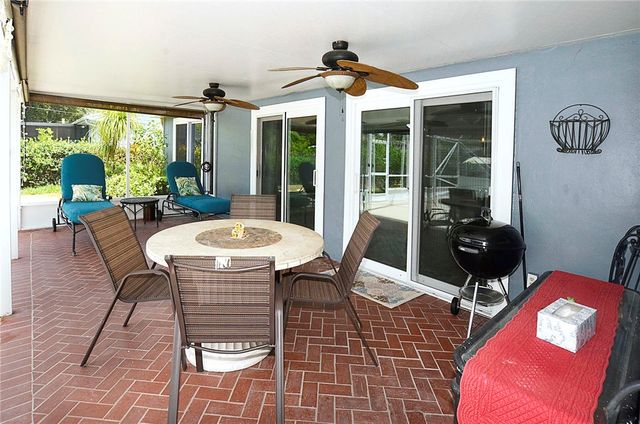 1325 42nd Avenue, Vero Beach, FL 32960