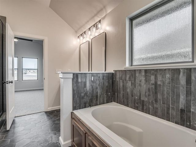 5105 Misty Wood Lane, Mustang, OK 73064