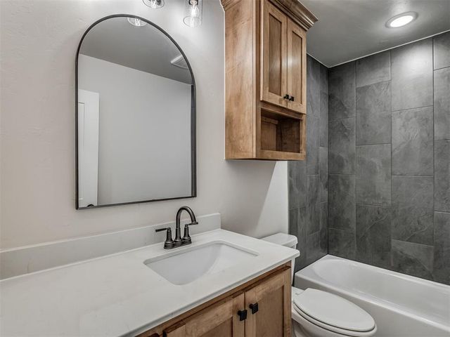 5105 Misty Wood Lane, Mustang, OK 73064