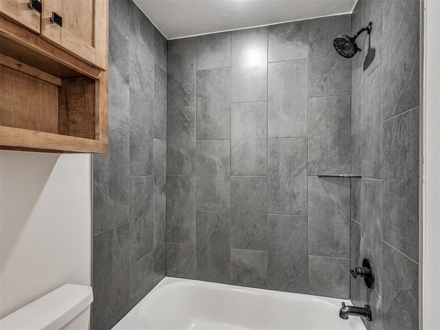 5105 Misty Wood Lane, Mustang, OK 73064