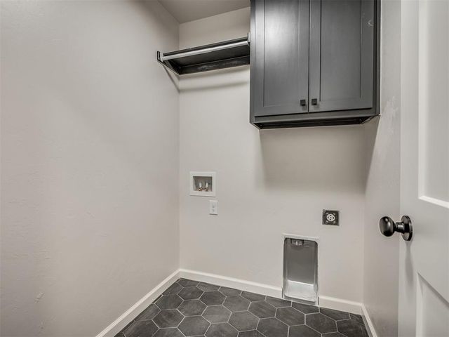5105 Misty Wood Lane, Mustang, OK 73064