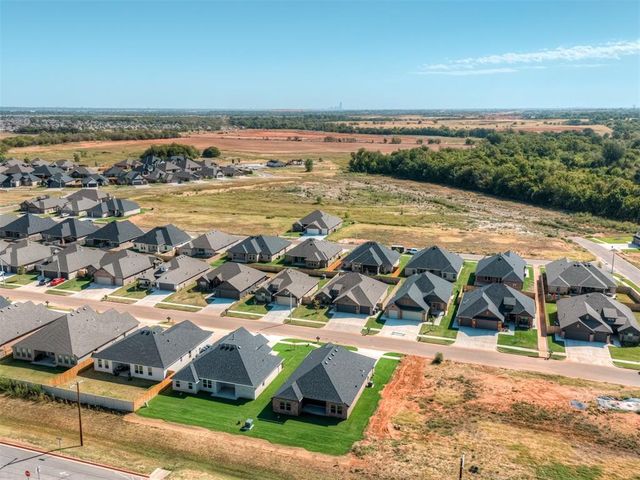 5105 Misty Wood Lane, Mustang, OK 73064