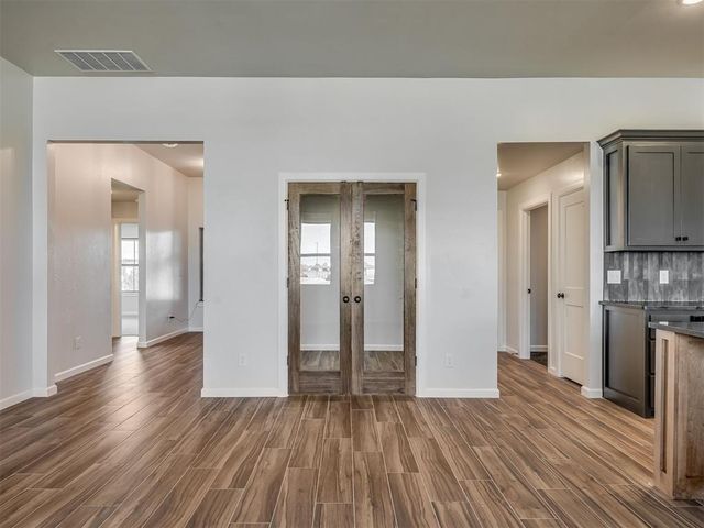 5105 Misty Wood Lane, Mustang, OK 73064
